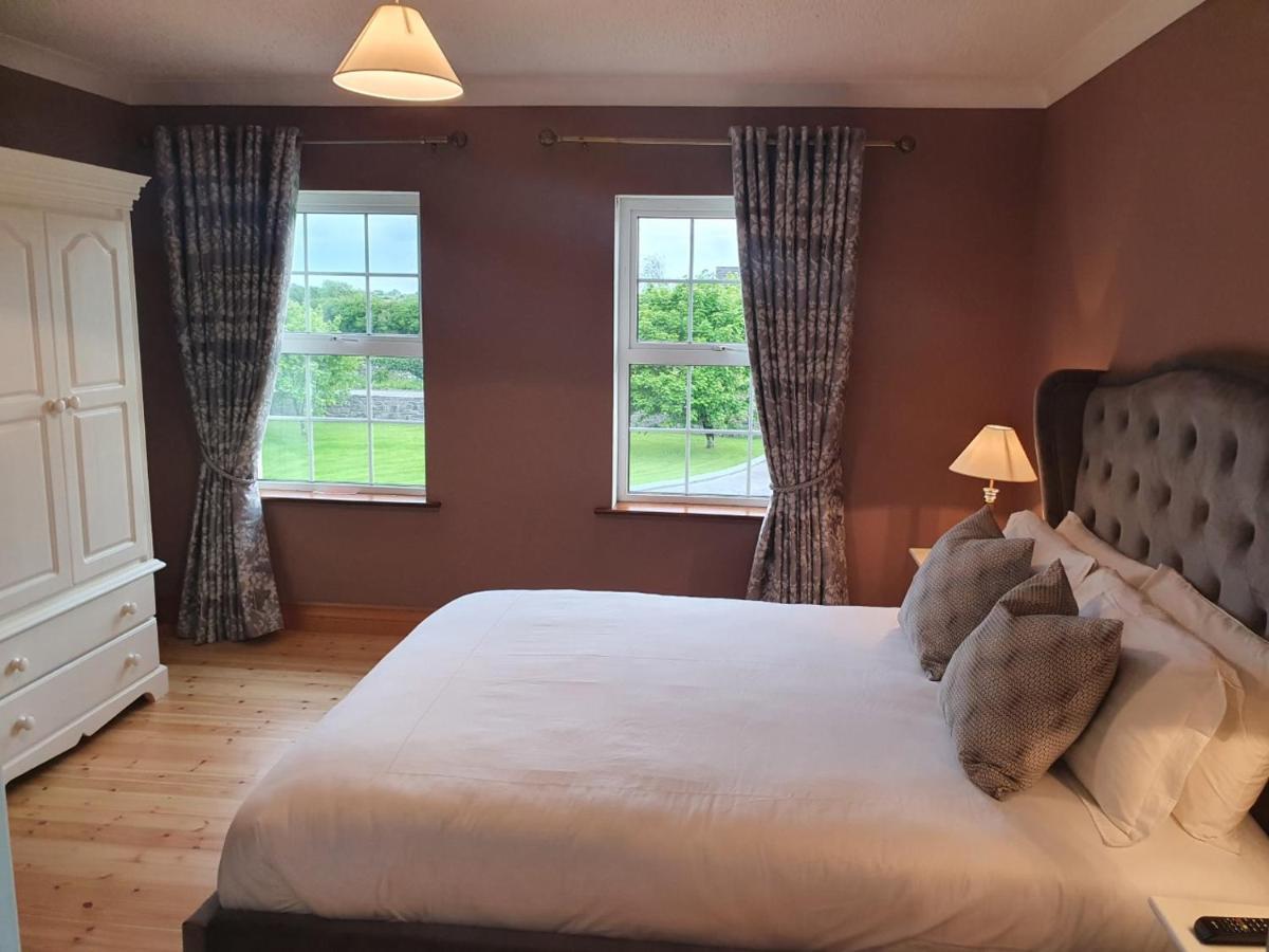 Doonard Manor B&B Craughwell Екстериор снимка